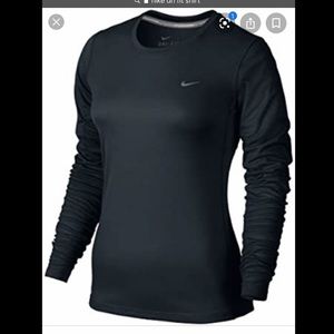 🖤🖤 Women’s Nike Dri Fit long sleeve